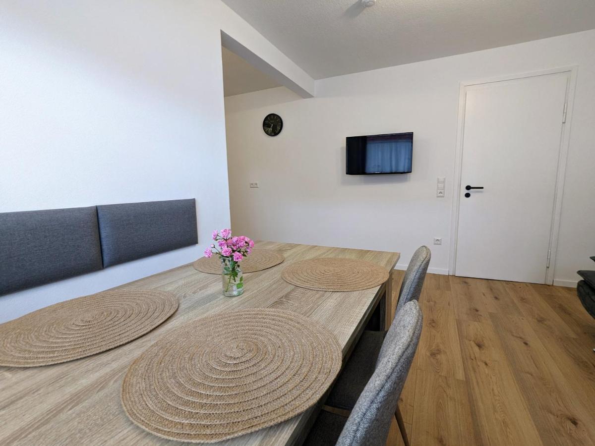 Ferienwohnung Am Alenberg Muensingen Luaran gambar