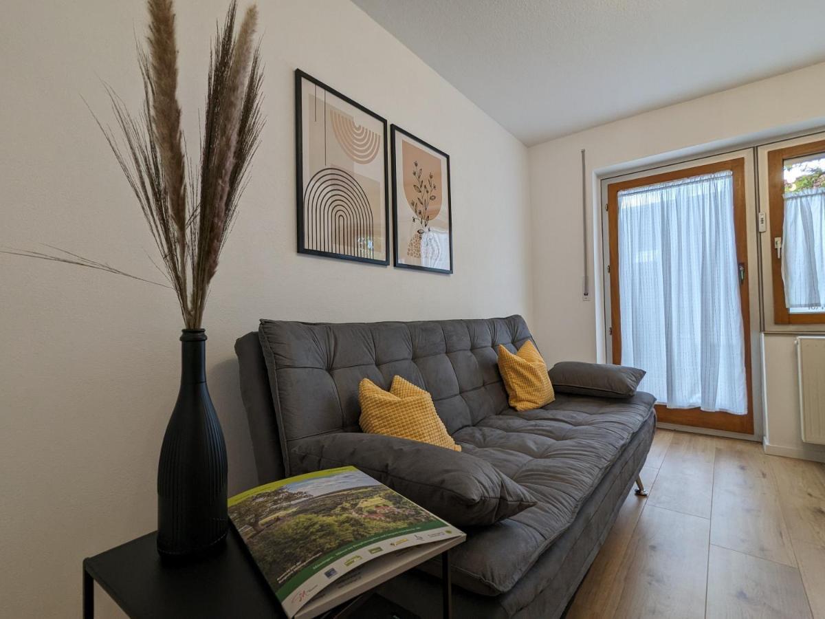 Ferienwohnung Am Alenberg Muensingen Luaran gambar